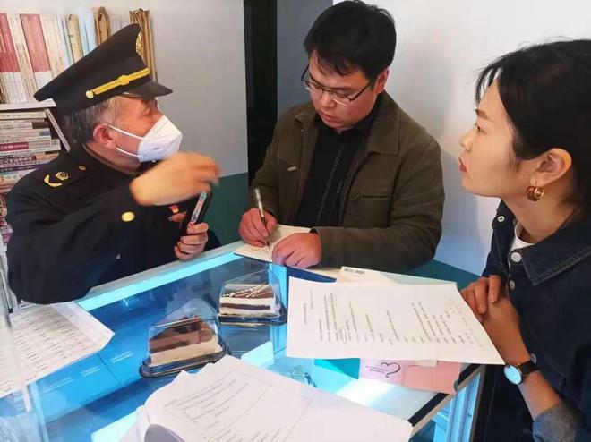 米乐M6 M6米乐优化营商环境 市场监管在行动 市南区市场监督管理局善用“三超服务”工作法 当好监管服务“先行者”(图3)