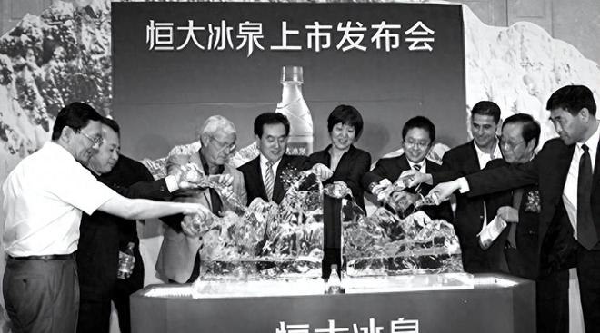 M6 米乐许家印被捕：一个时代的结束也意味着另一个时代的开始(图9)