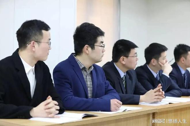 公务员是干什么的？米乐M6 M6米乐(图1)
